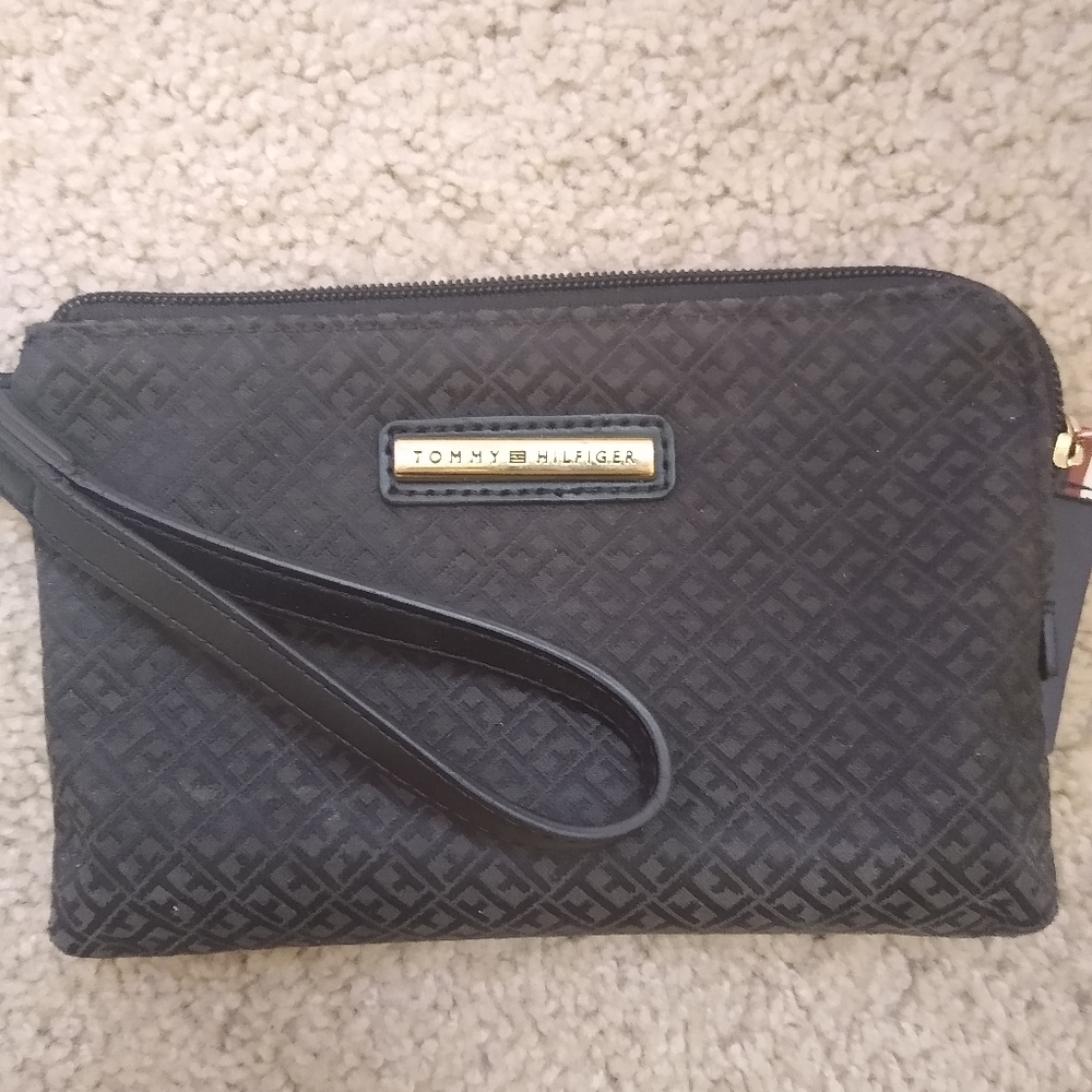 Tommy Hilfiger Clutch